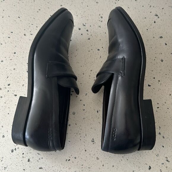 ECCO Men’s Black Leather Sleek Loafers Slip On Style Shoes Size EU42 / US8-8.5 - Picture 4 of 12